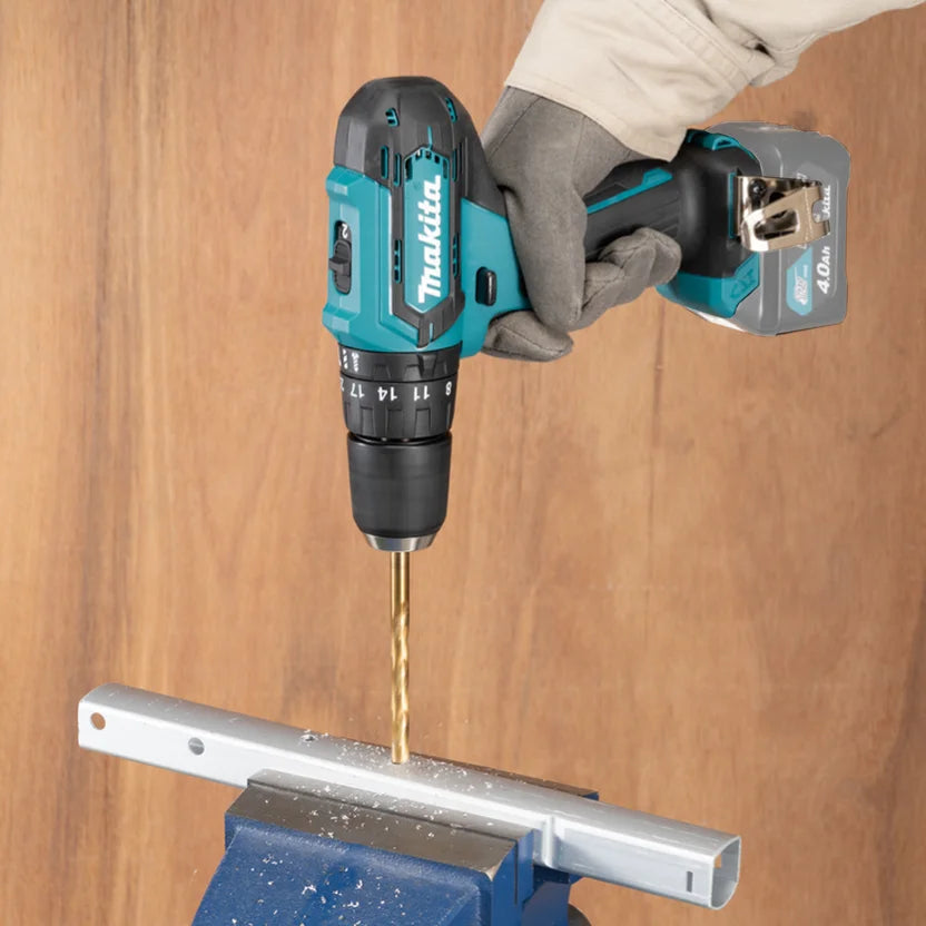 Combo Makita CLX228 12V - en uso
